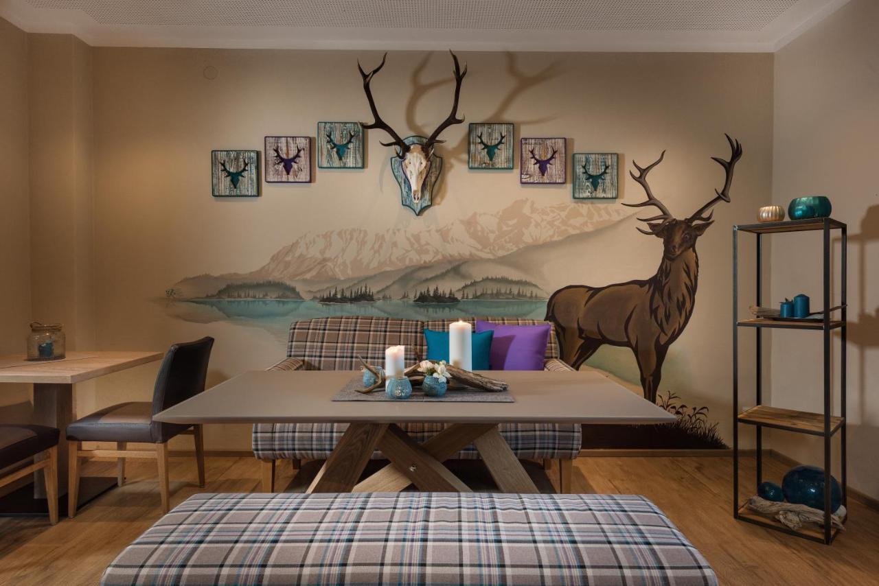 Bayern Resort Hotel - Adults Only - Mit Zugspitzblick - Eibsee-Naehe - Wellnessbereich - Naturpool Im Sommer Grainau Extérieur photo