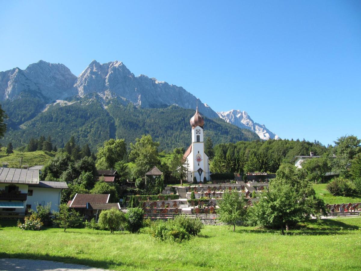 Bayern Resort Hotel - Adults Only - Mit Zugspitzblick - Eibsee-Naehe - Wellnessbereich - Naturpool Im Sommer Grainau Extérieur photo