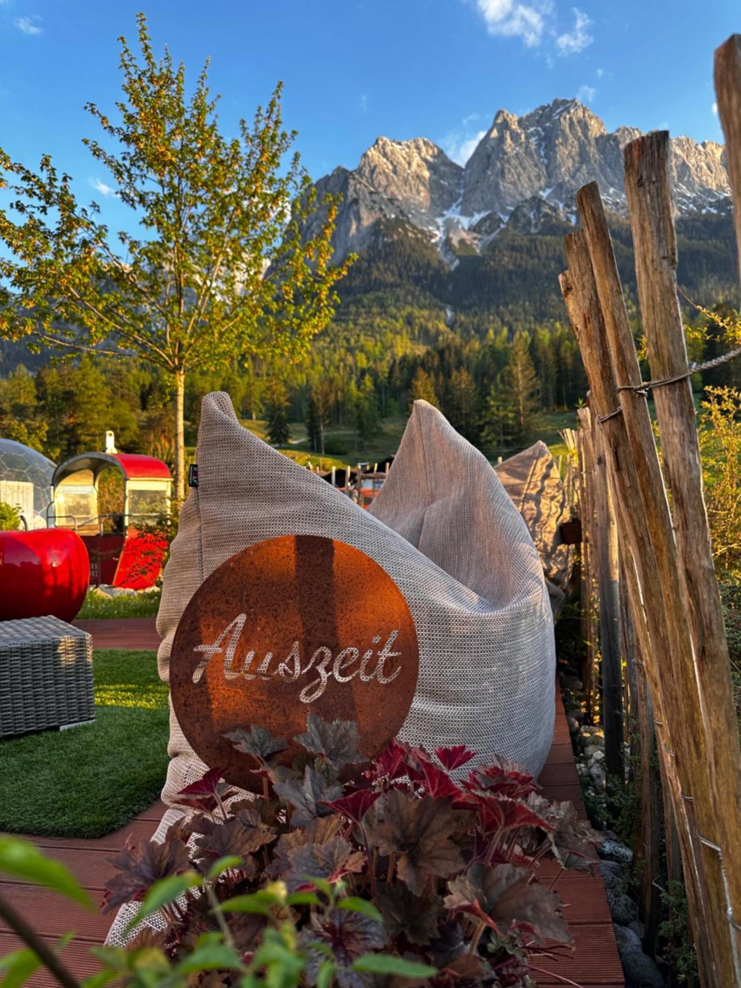 Bayern Resort Hotel - Adults Only - Mit Zugspitzblick - Eibsee-Naehe - Wellnessbereich - Naturpool Im Sommer Grainau Extérieur photo