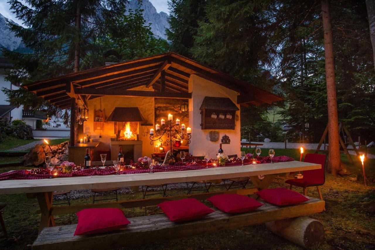Bayern Resort Hotel - Adults Only - Mit Zugspitzblick - Eibsee-Naehe - Wellnessbereich - Naturpool Im Sommer Grainau Extérieur photo