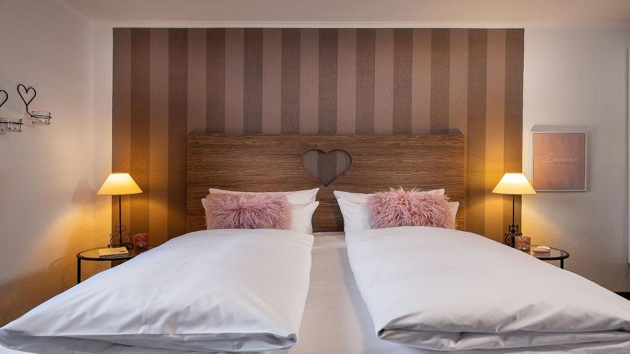 Bayern Resort Hotel - Adults Only - Mit Zugspitzblick - Eibsee-Naehe - Wellnessbereich - Naturpool Im Sommer Grainau Extérieur photo